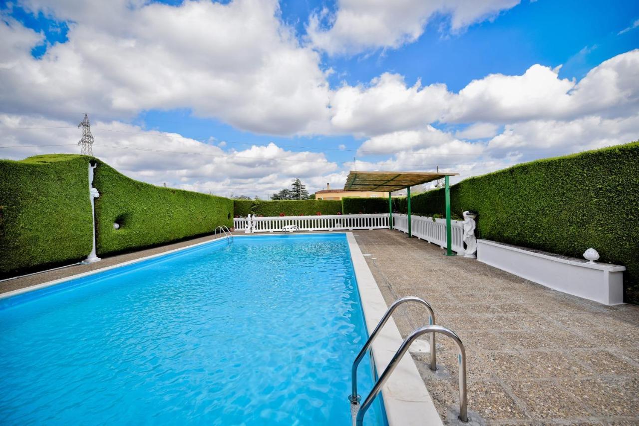 I Cinque Trulli With Swimming Pool Villa Martina Franca Ngoại thất bức ảnh
